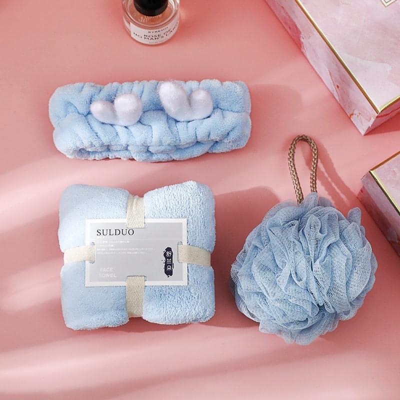 3 in 1 Bath Towel Gift Set Bath Towel, Hair Band, Bath Ball Sponge Set with Gift Bag for Kids, Girls, Women Perfect for Gifting